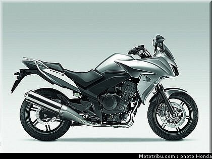 tnhonda_1000_cbf_2010_0032.jpg