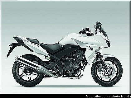 tnhonda_1000_cbf_2010_0034.jpg