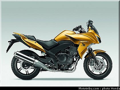 tnhonda_1000_cbf_2010_0036.jpg