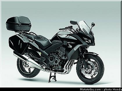 tnhonda_1000_cbf_2010_0039.jpg