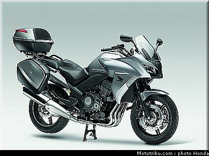 tnhonda_1000_cbf_2010_0043.jpg