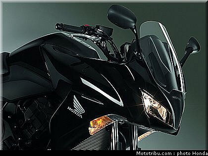tnhonda_1000_cbf_2010_0050.jpg