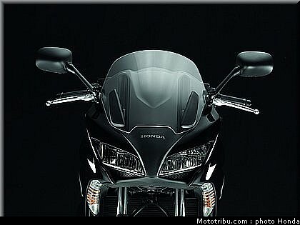 tnhonda_1000_cbf_2010_0067.jpg