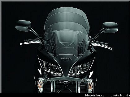 tnhonda_1000_cbf_2010_0068.jpg