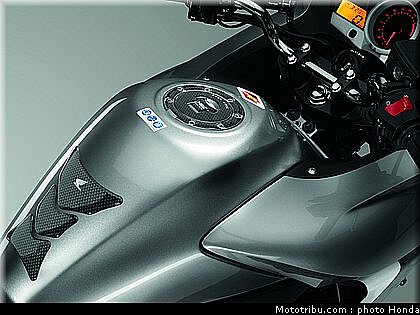 tnhonda_1000_cbf_2010_0095.jpg
