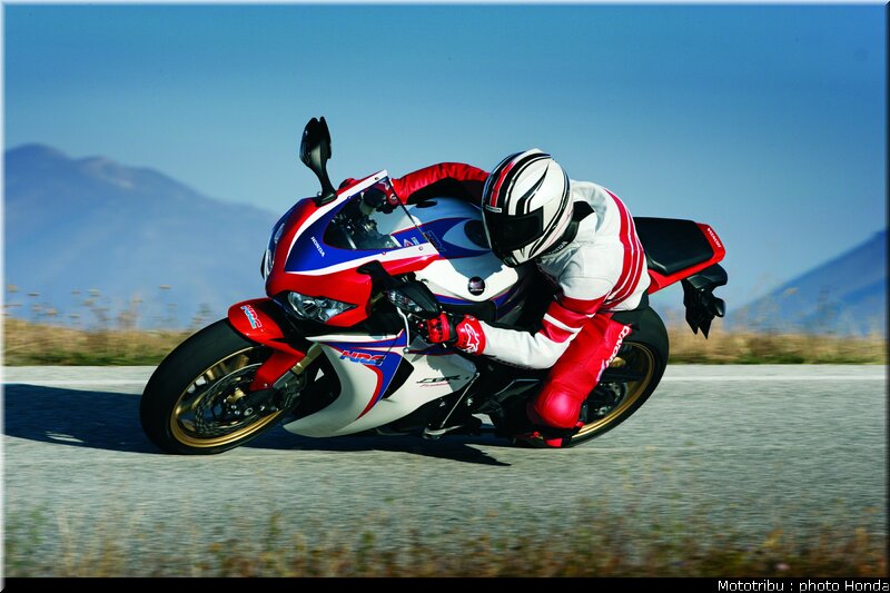 honda_1000cbr_2010_002