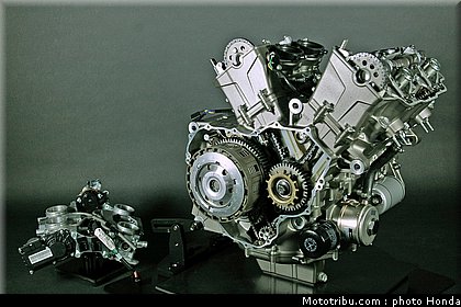 honda_vfr_1200f_2010_moteur_047.jpg