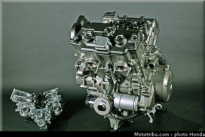 honda_vfr_1200f_2010_moteur_005.jpg