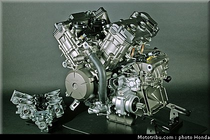 honda_vfr_1200f_2010_moteur_015.jpg