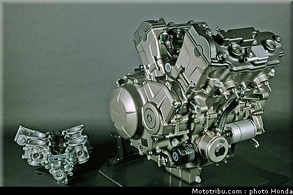 honda_vfr_1200f_2010_moteur_035.jpg