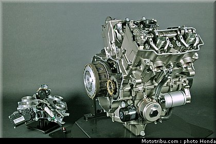 honda_vfr_1200f_2010_moteur_050.jpg