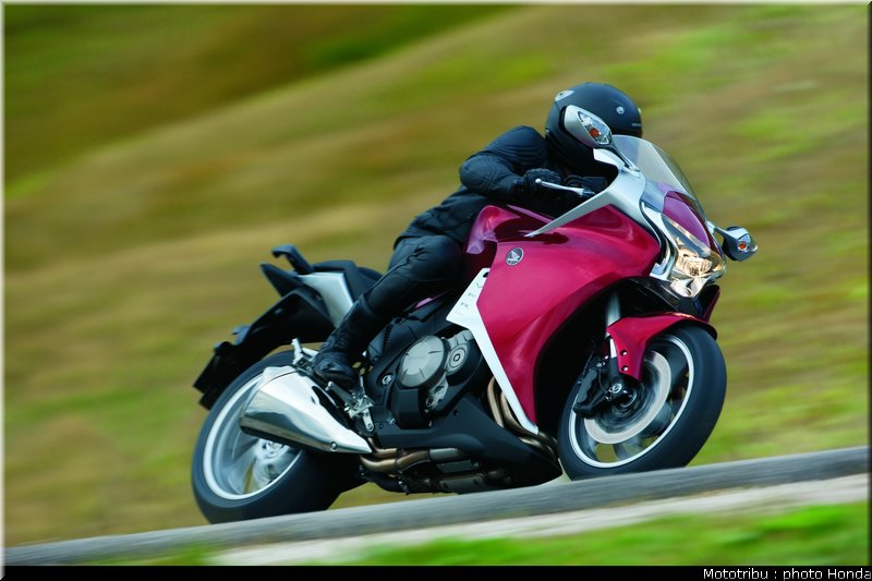 honda_1200vfr_2010_0006
