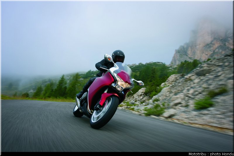 honda_1200vfr_2010_0008