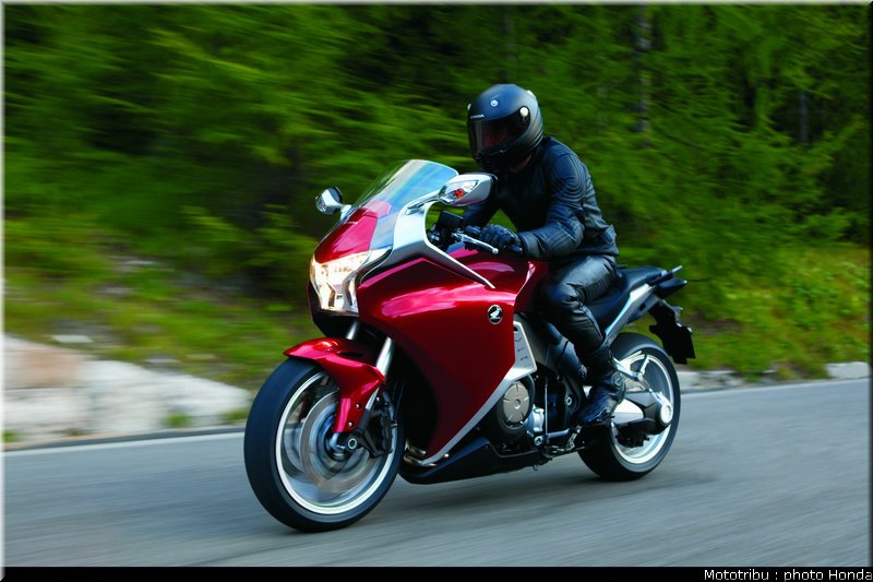 honda_1200vfr_2010_0009