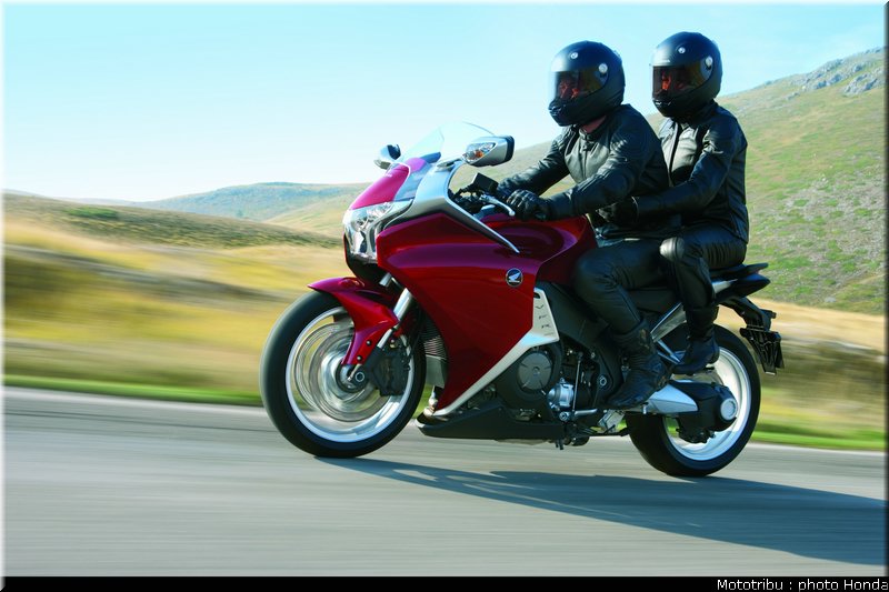 honda_1200vfr_2010_0011