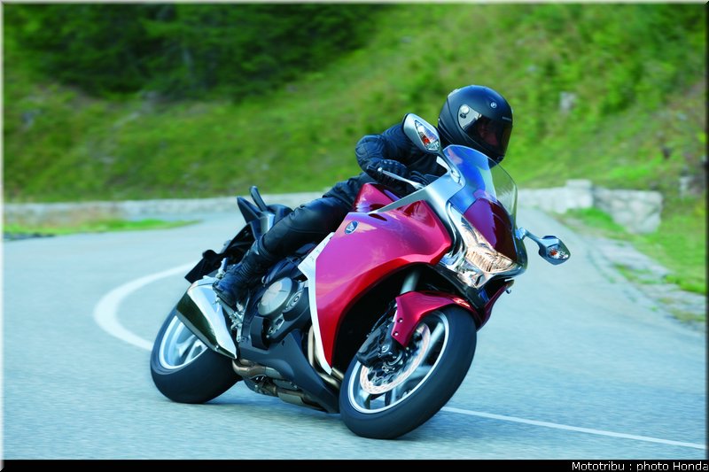 honda_1200vfr_2010_0018