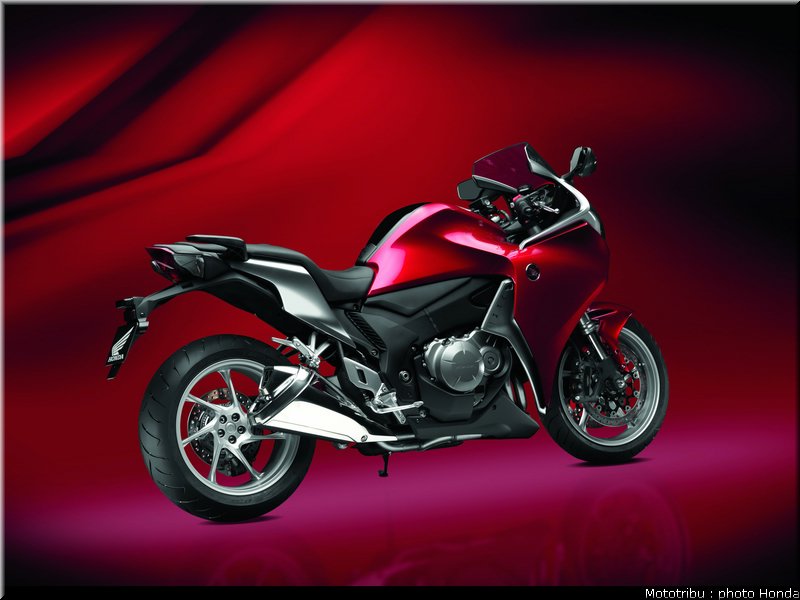 honda_1200vfr_2010_0025
