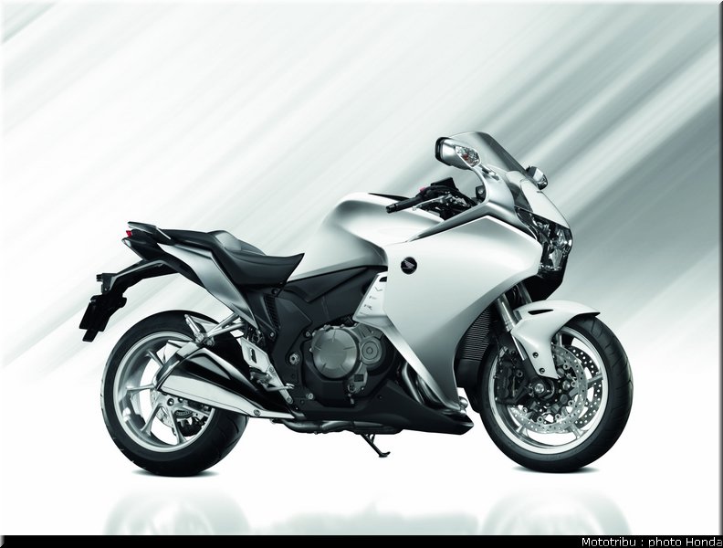 honda_1200vfr_2010_0032
