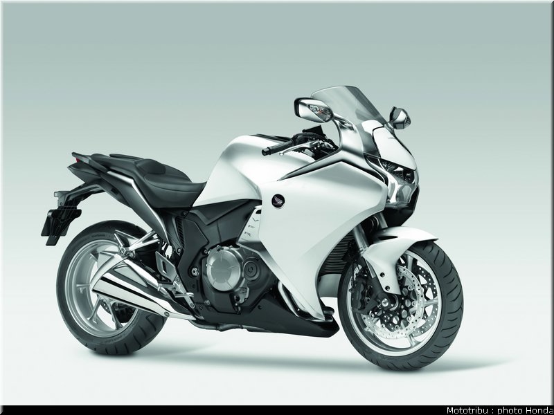 honda_1200vfr_2010_0044