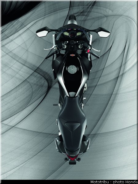 honda_1200vfr_2010_0053