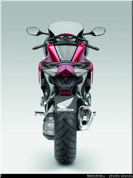 honda_1200vfr_2010_0055