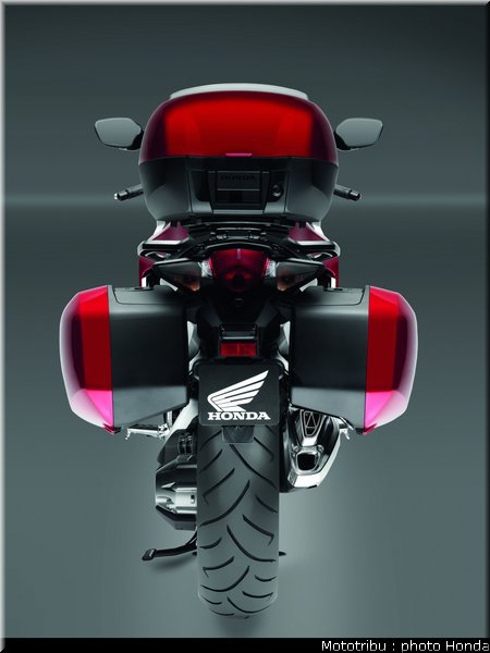 honda_1200vfr_2010_0059
