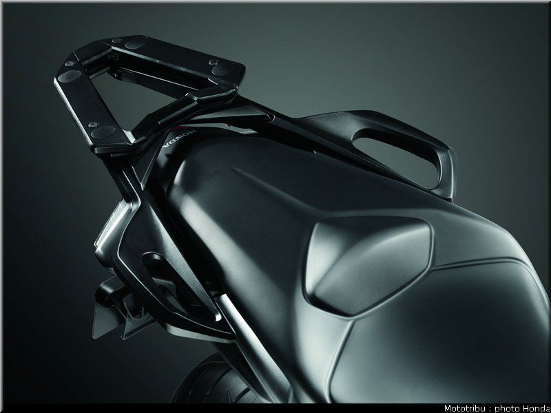 honda_1200vfr_2010_0071