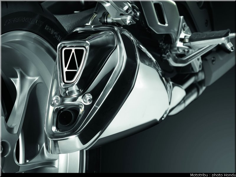 honda_1200vfr_2010_0089