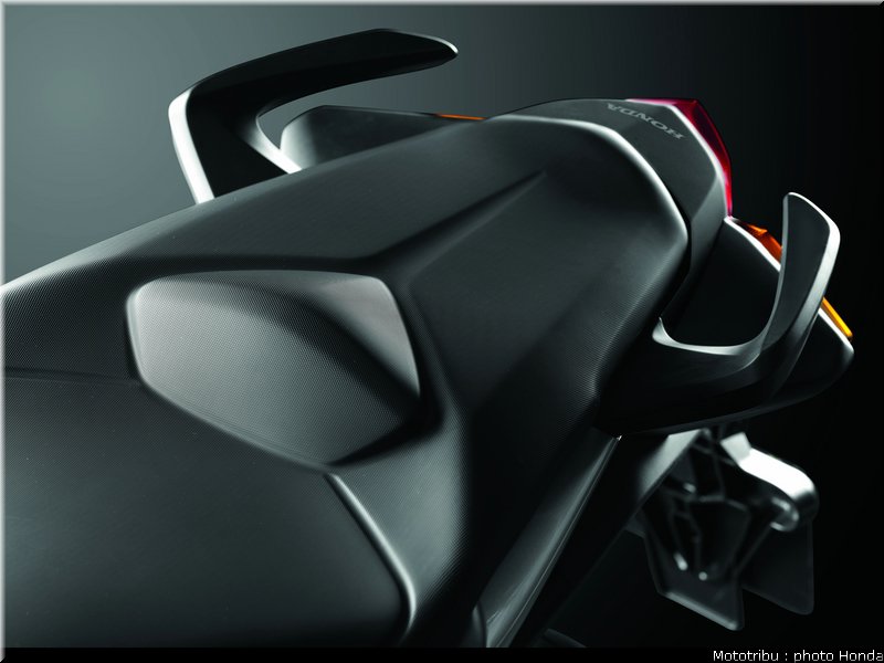 honda_1200vfr_2010_0091