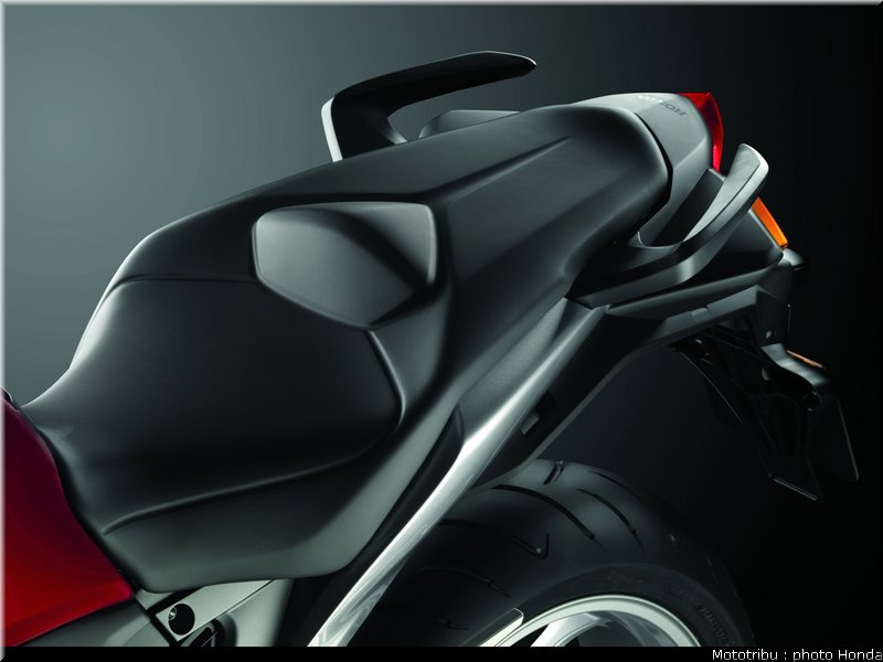 honda_1200vfr_2010_0098