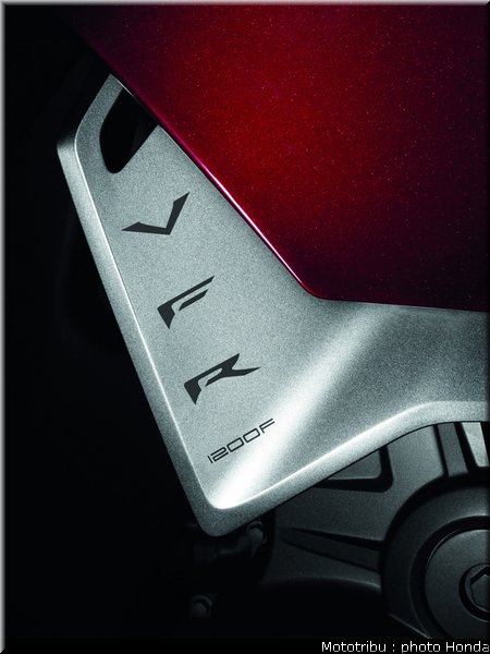 honda_1200vfr_2010_0112