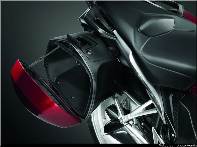 honda_1200vfr_2010_0114