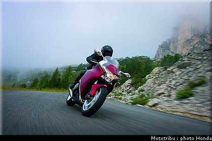honda_1200vfr_2010_0008.jpg