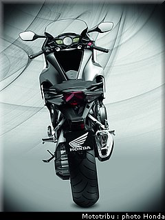honda_1200vfr_2010_0031.jpg