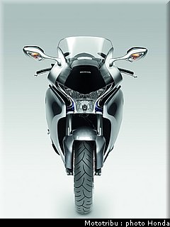 honda_1200vfr_2010_0051.jpg