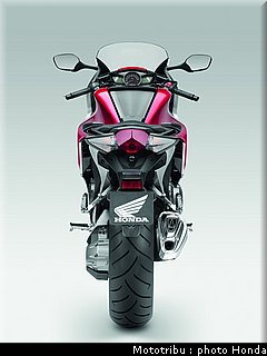 honda_1200vfr_2010_0055.jpg