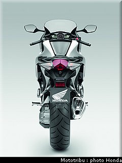 honda_1200vfr_2010_0057.jpg