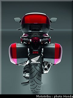 honda_1200vfr_2010_0059.jpg