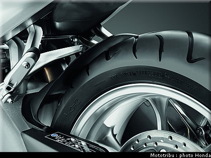 honda_1200vfr_2010_0067.jpg