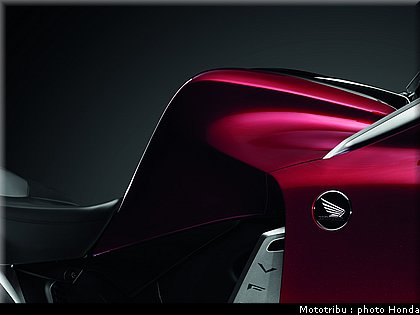honda_1200vfr_2010_0081.jpg