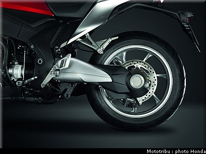 honda_1200vfr_2010_0106.jpg