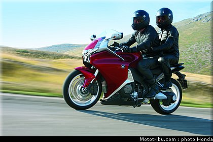 honda_1200vfr_2010_0010.jpg