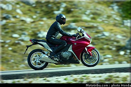honda_1200vfr_2010_0012.jpg