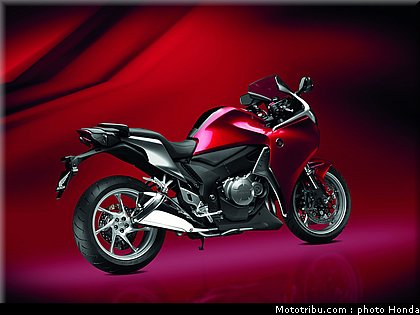 honda_1200vfr_2010_0023.jpg