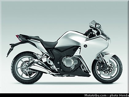 honda_1200vfr_2010_0033.jpg