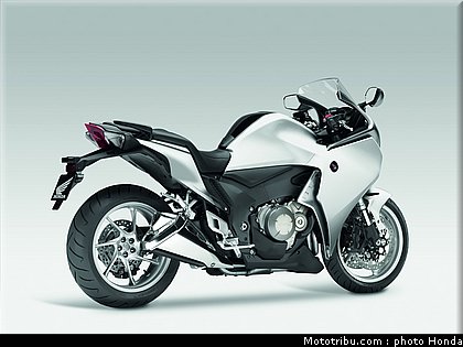 honda_1200vfr_2010_0040.jpg