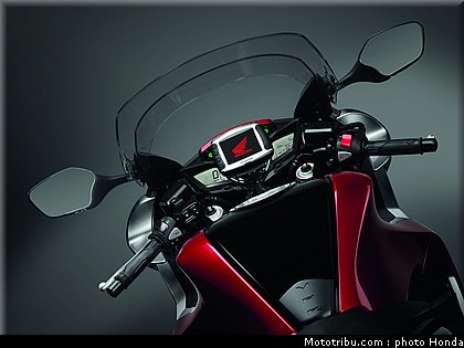 honda_1200vfr_2010_0045.jpg
