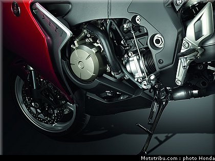 honda_1200vfr_2010_0059.jpg