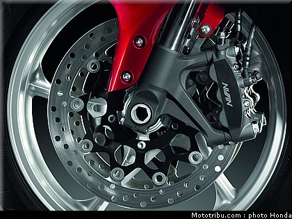 honda_1200vfr_2010_0060.jpg