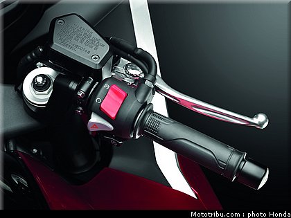 honda_1200vfr_2010_0076.jpg